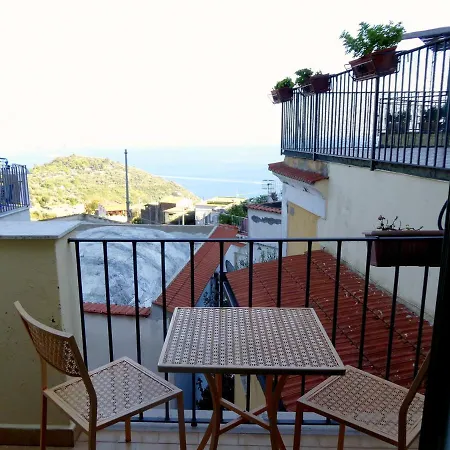 Sleeps 4 Pool Air Con Wifi Daire Nerano